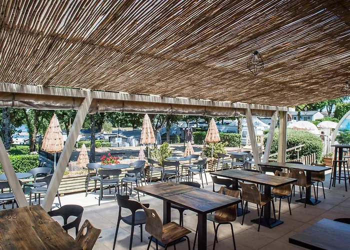 Parc Du Charouzech Salles-Curan