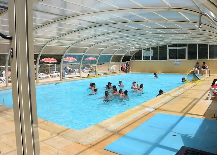 Parc Du Charouzech Kemping Salles-Curan