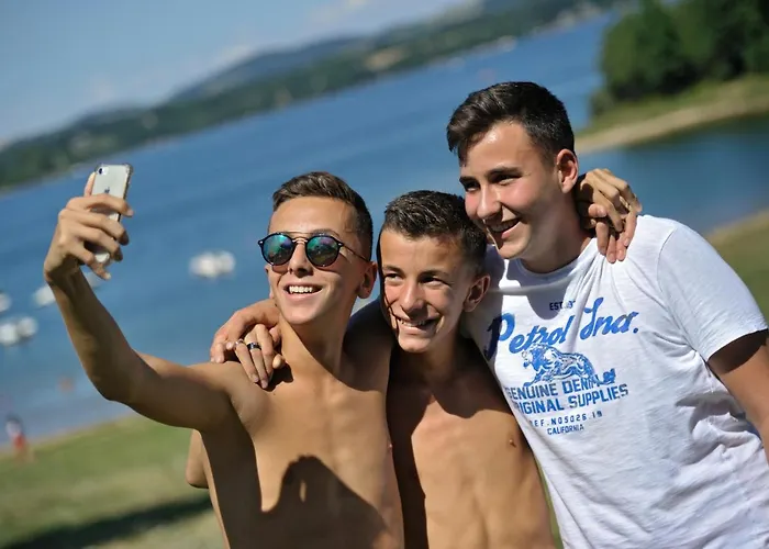 Parc Du Charouzech 4* Salles-Curan