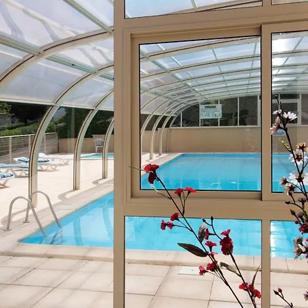 Parc Du Charouzech 4* Salles-Curan